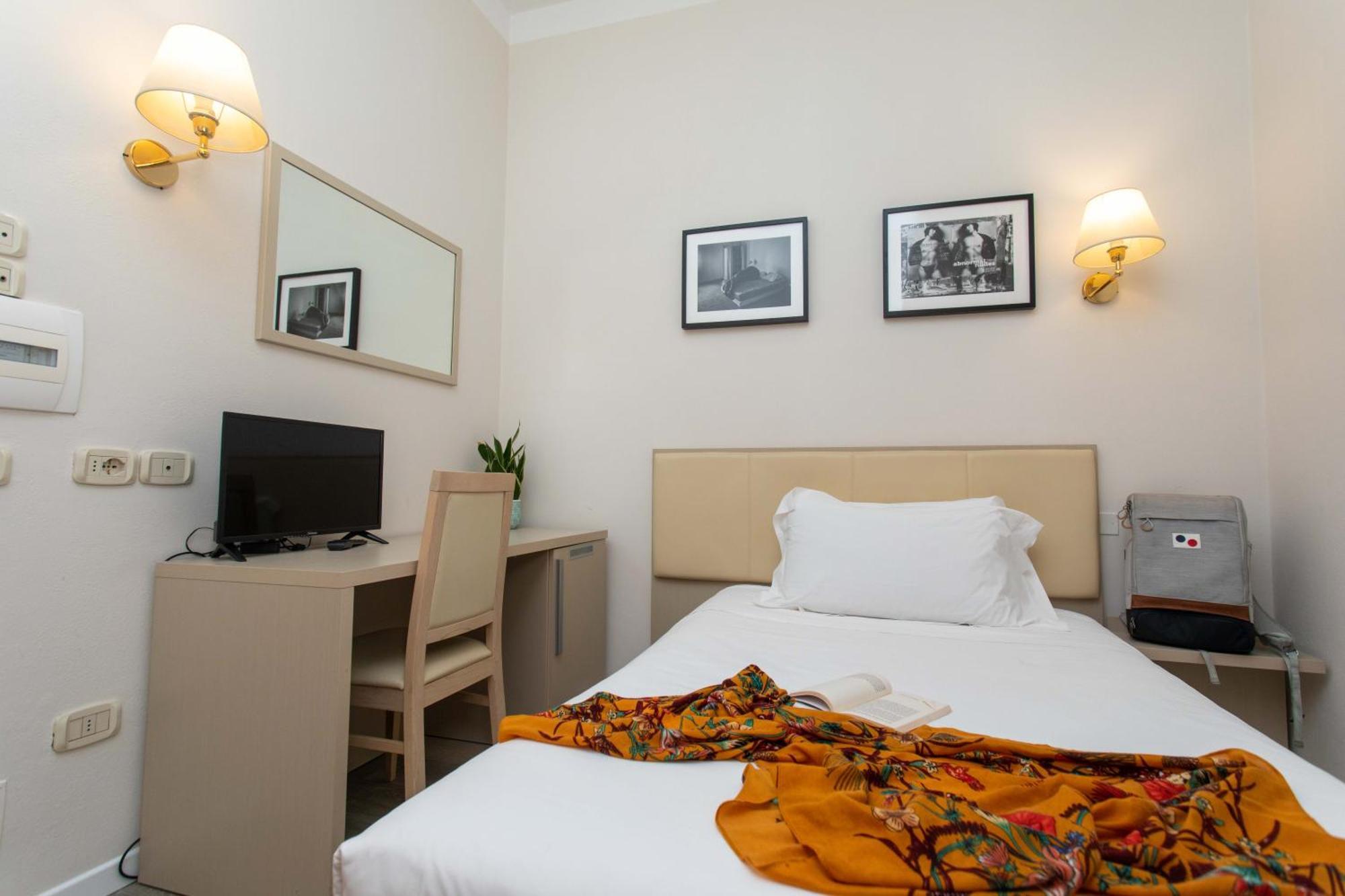 Hotel L'Aretino Arezzo Bagian luar foto